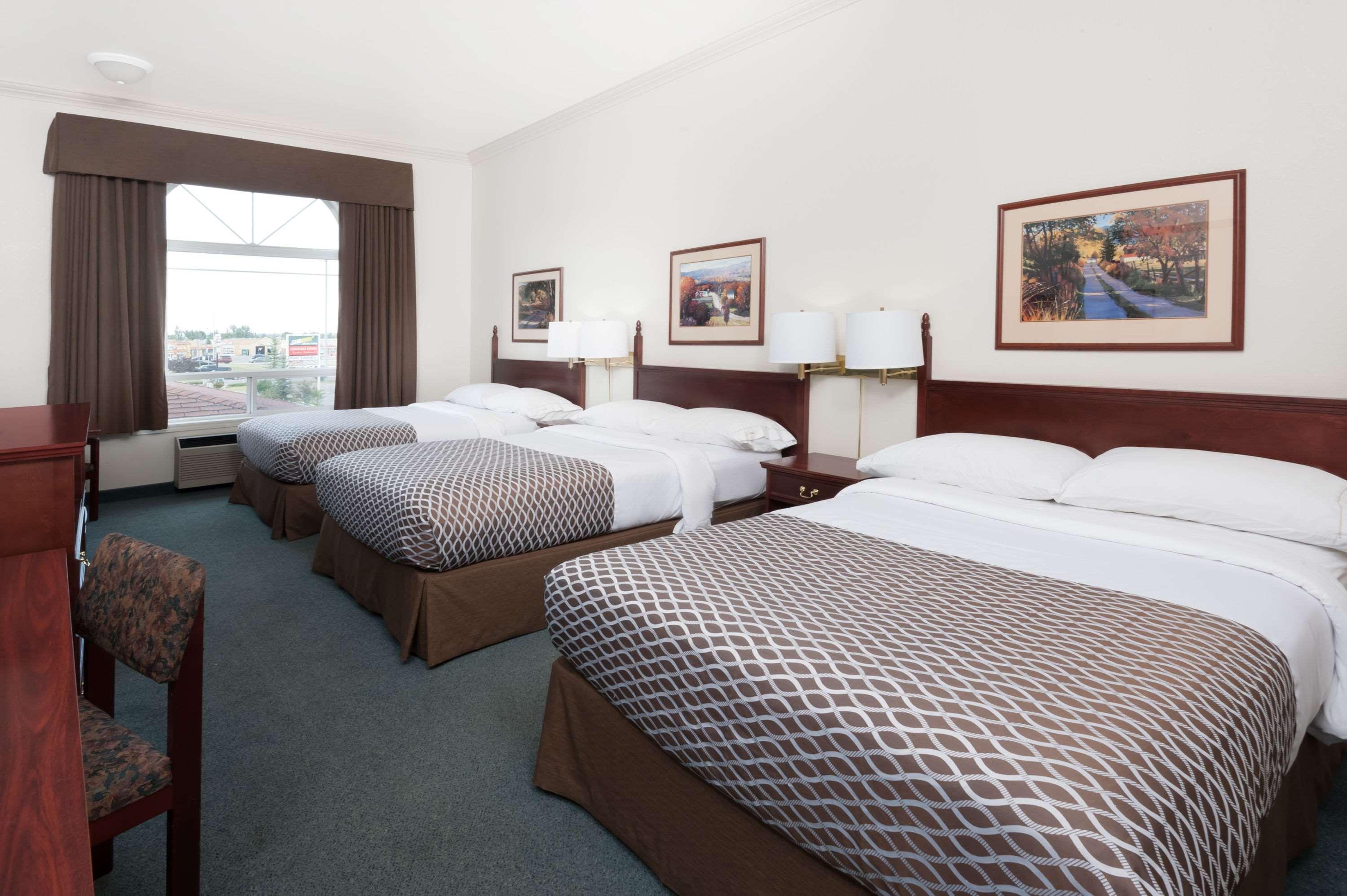 ซูเปอร์ 8 บาย วินด์แฮม ไฮ ริเวอร์ แอลเบอร์ตา Hotel High River ภายนอก รูปภาพ
