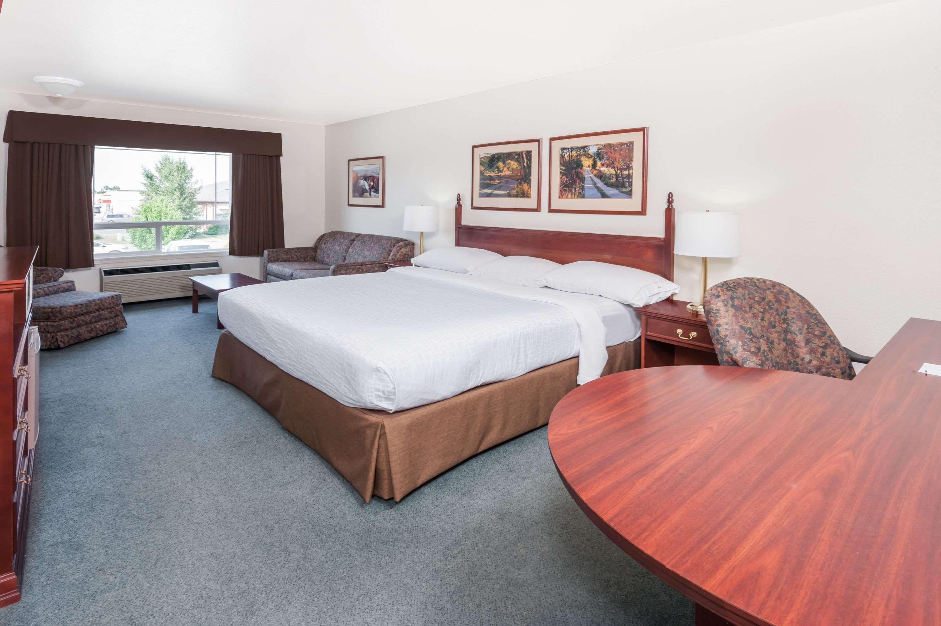 ซูเปอร์ 8 บาย วินด์แฮม ไฮ ริเวอร์ แอลเบอร์ตา Hotel High River ภายนอก รูปภาพ